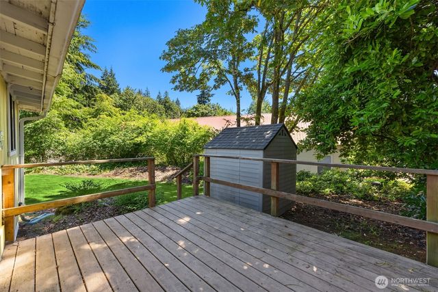 1570 Fort Ward Hill Road NE, Bainbridge Island, WA 98110