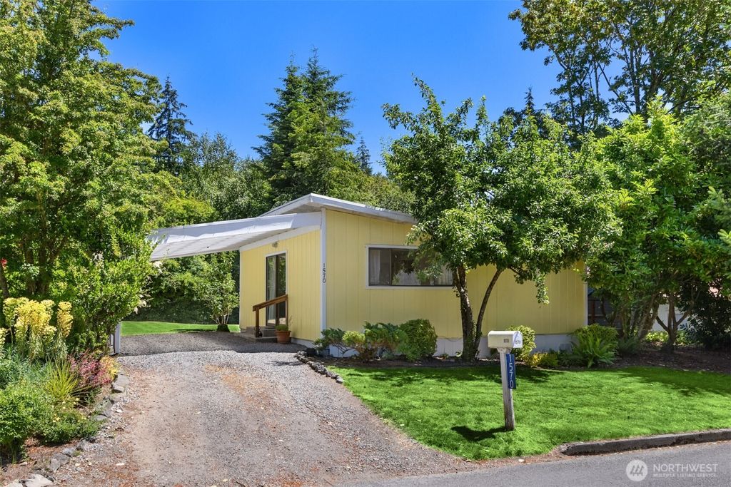 1570 Fort Ward Hill Road NE, Bainbridge Island, WA 98110
