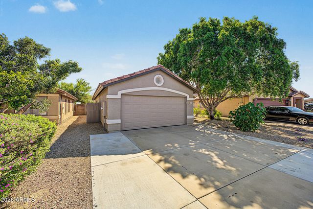 833 E PIMA Avenue, Apache Junction, AZ 85119