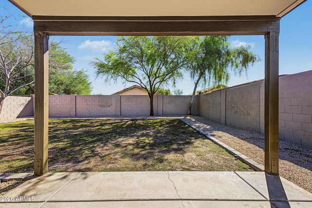 833 E PIMA Avenue, Apache Junction, AZ 85119