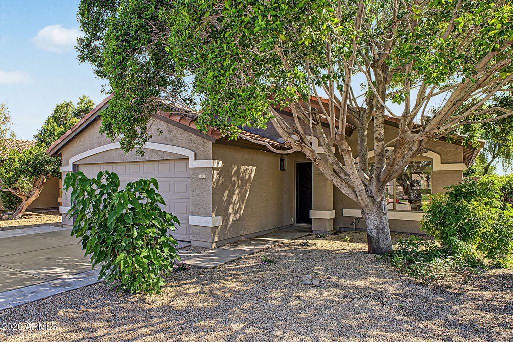 833 E PIMA Avenue, Apache Junction, AZ 85119 — photo 3