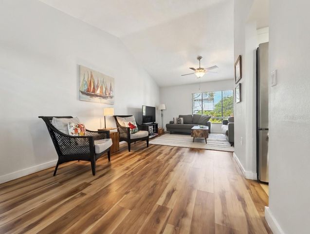 8425 CYPRESS LAKE CIRCLE, Sarasota, FL 34243