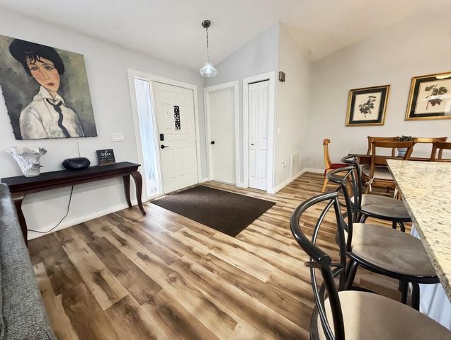 8425 CYPRESS LAKE CIRCLE, Sarasota, FL 34243