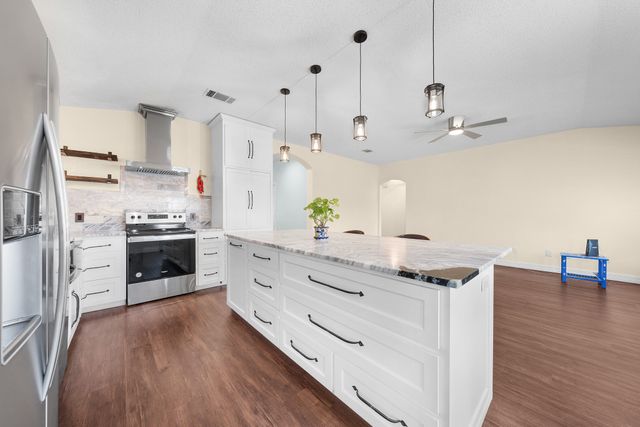 1014 Bainbridge Lane, Forney, TX 75126