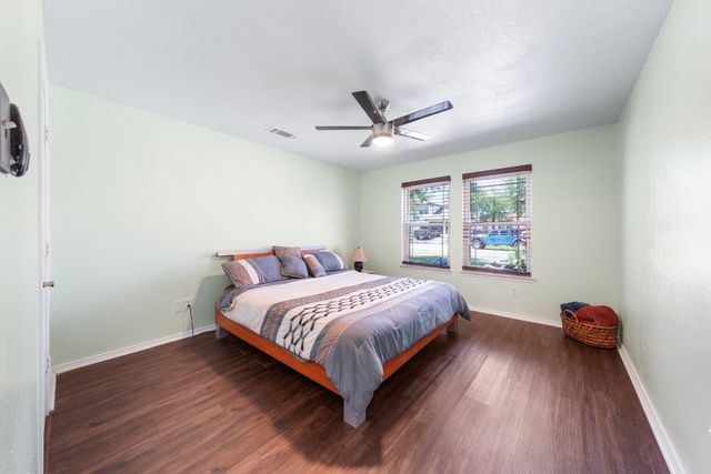 1014 Bainbridge Lane, Forney, TX 75126