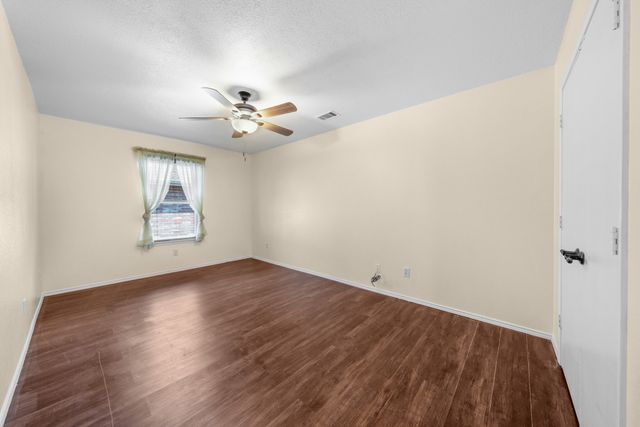 1014 Bainbridge Lane, Forney, TX 75126
