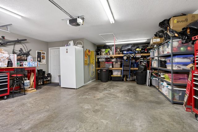 3433 Middleford Dr, Cookeville, TN 38506