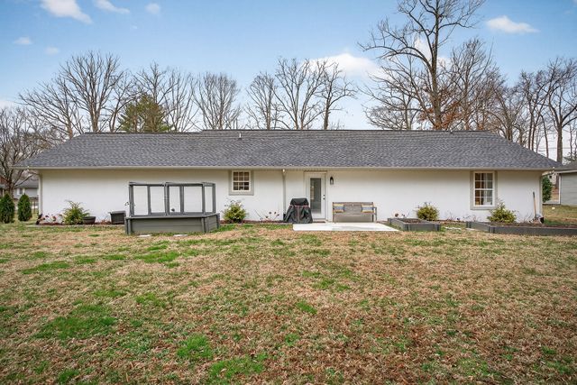 3433 Middleford Dr, Cookeville, TN 38506