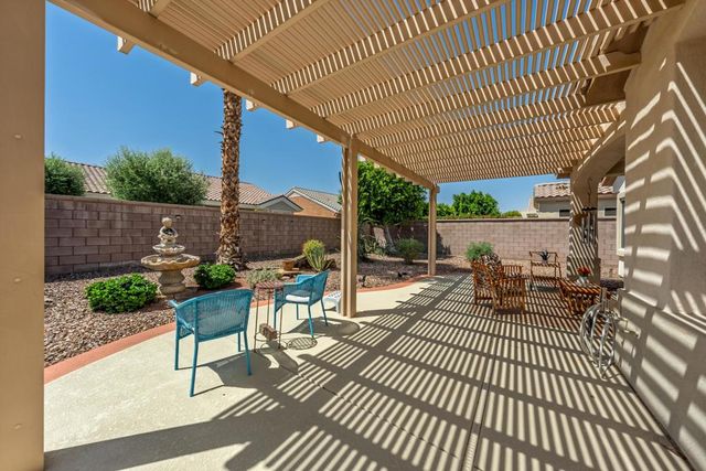 78177 Vinewood Drive, Palm Desert, CA 92211