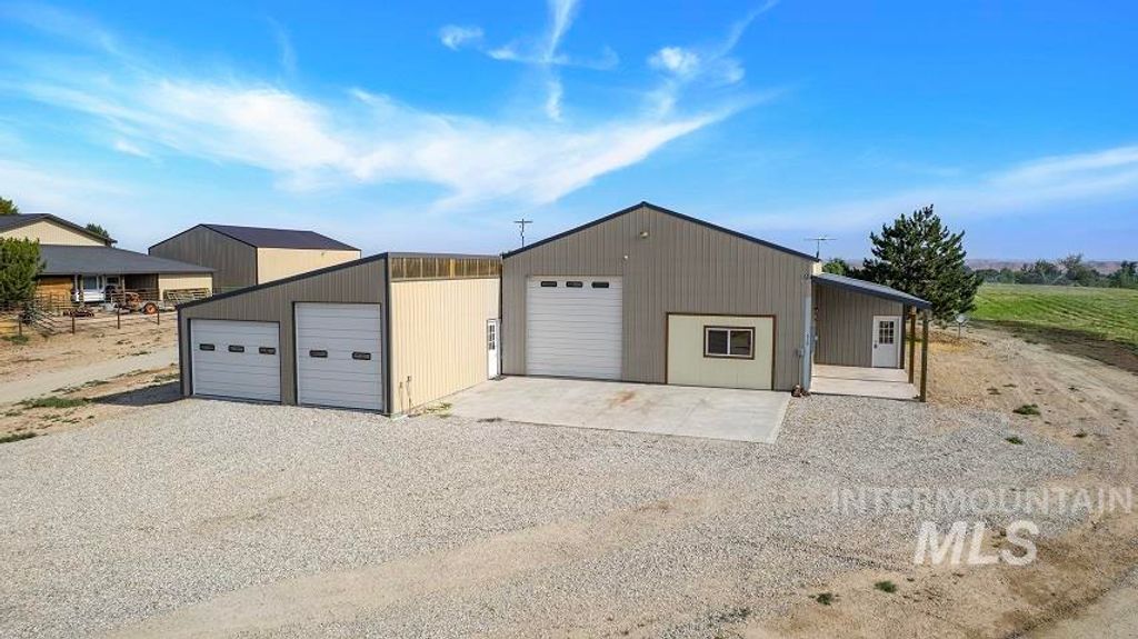 5720 SE 3rd Ave, New Plymouth, ID 83655