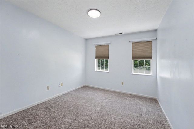 1023 Coopers Run, Amherst, OH 44001