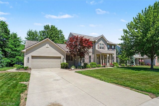 1023 Coopers Run, Amherst, OH 44001