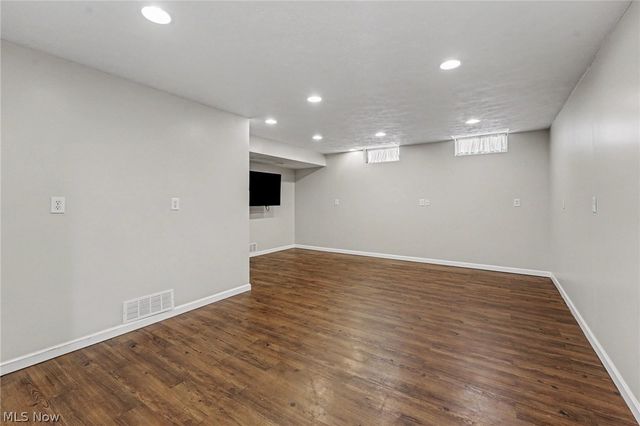 1023 Coopers Run, Amherst, OH 44001