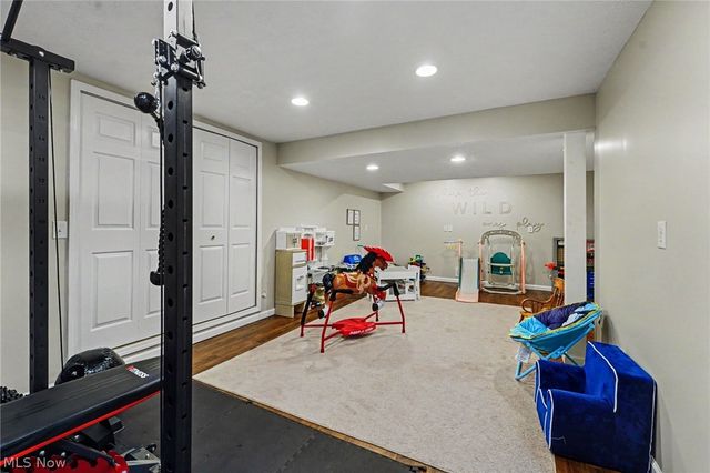 1023 Coopers Run, Amherst, OH 44001