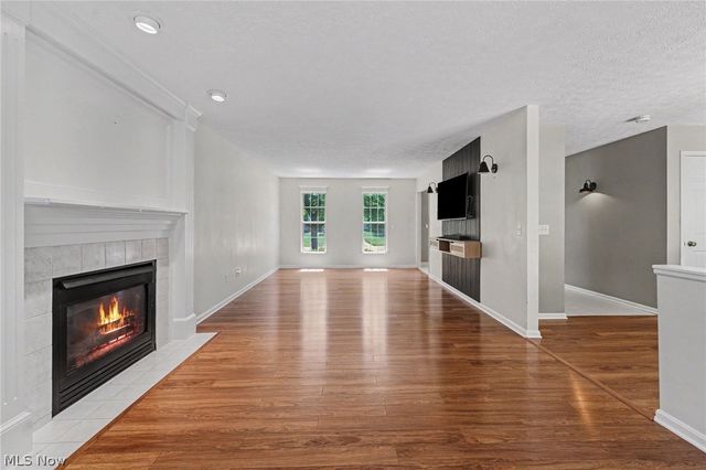 1023 Coopers Run, Amherst, OH 44001