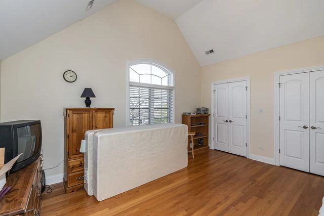 9322 S 83rd Court, Hickory Hills, IL 60457