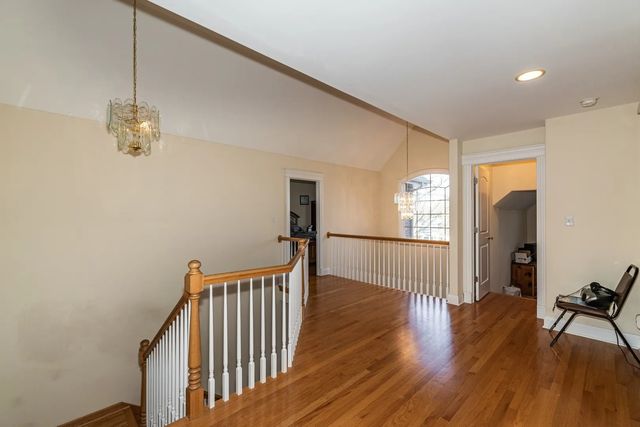 9322 S 83rd Court, Hickory Hills, IL 60457