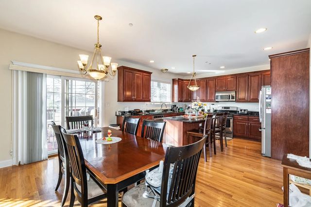 9322 S 83rd Court, Hickory Hills, IL 60457