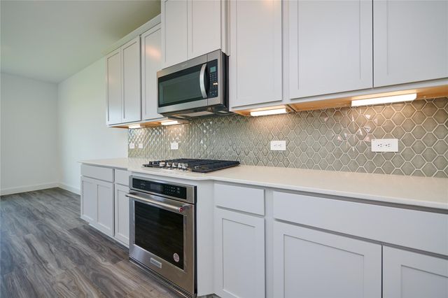 8402 Yellow Fin Court, Cypress, TX 77433