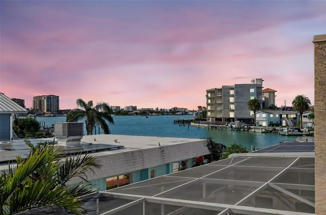 348 LARBOARD WAY, Clearwater Beach, FL 33767