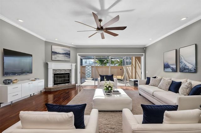 348 LARBOARD WAY, Clearwater Beach, FL 33767