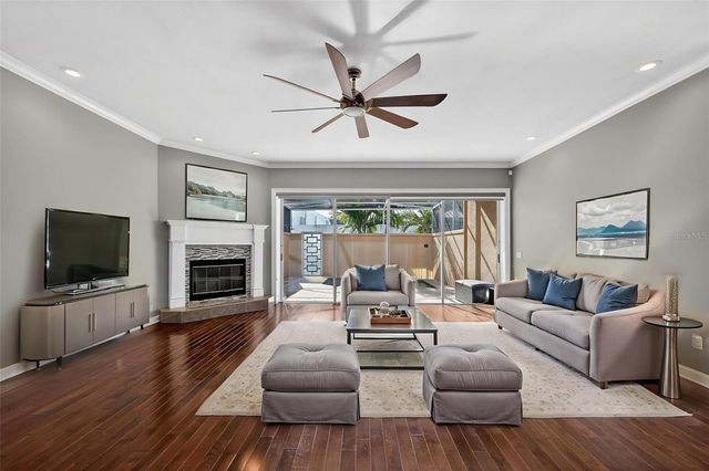 348 LARBOARD WAY, Clearwater Beach, FL 33767