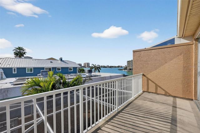 348 LARBOARD WAY, Clearwater Beach, FL 33767