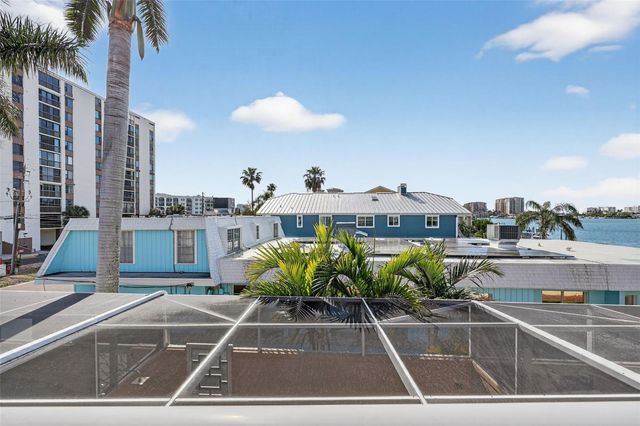 348 LARBOARD WAY, Clearwater Beach, FL 33767