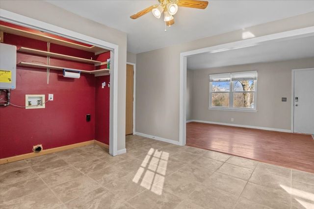 105 Mae Cir, Dickson, TN 37055