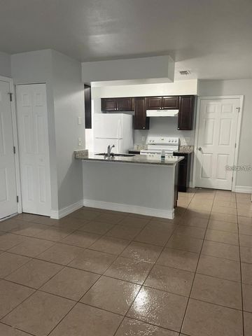 1805 CRYSTAL GROVE DRIVE 1805, Lakeland, FL 33801