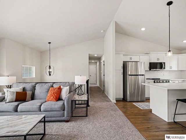 11110 Baker Street, Omaha, NE 68142