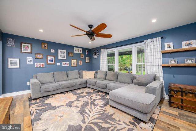 453 STAGE RD, Little Egg Harbor Twp, NJ 08087