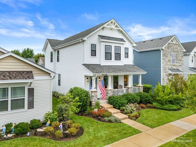 39W194 Water Way, Geneva, IL 60134