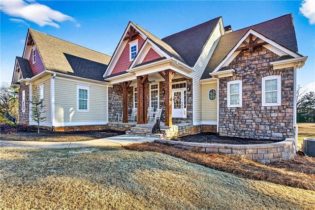 110 Riverbend Court, Mcdonough, GA 30252