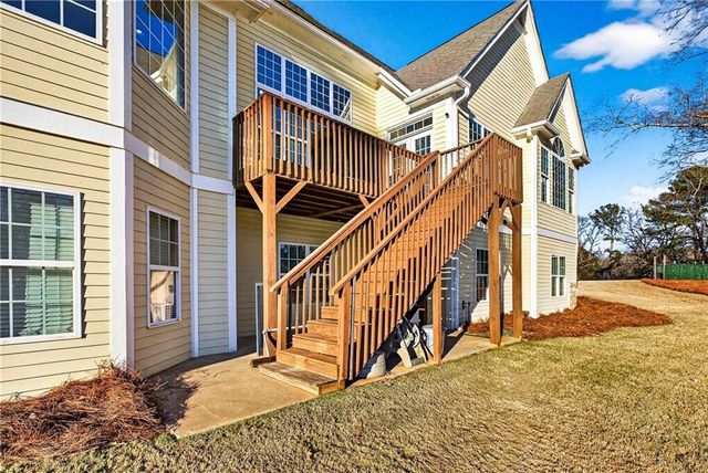 110 Riverbend Court, Mcdonough, GA 30252