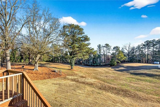 110 Riverbend Court, Mcdonough, GA 30252