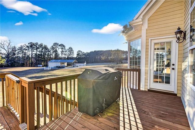 110 Riverbend Court, Mcdonough, GA 30252
