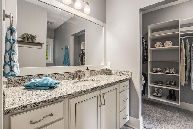 3479 Jeffrey Spur, Hamilton, MI 49419