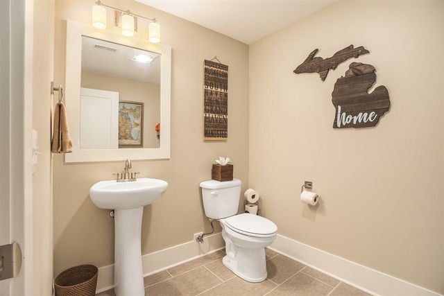 3479 Jeffrey Spur, Hamilton, MI 49419
