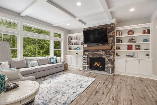 3479 Jeffrey Spur, Hamilton, MI 49419