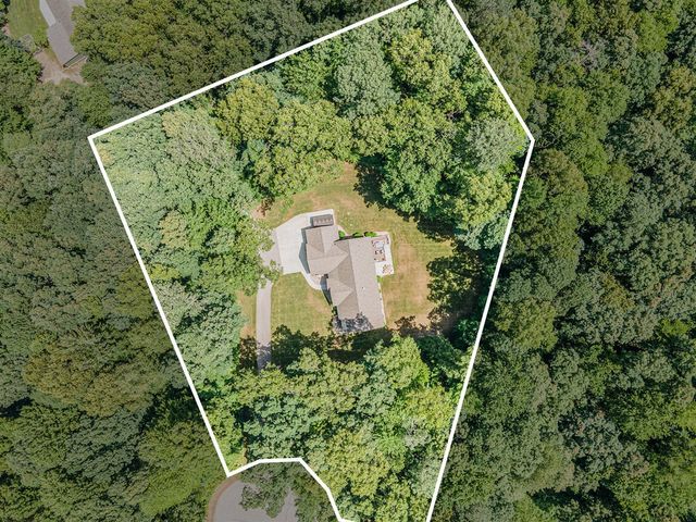 3479 Jeffrey Spur, Hamilton, MI 49419