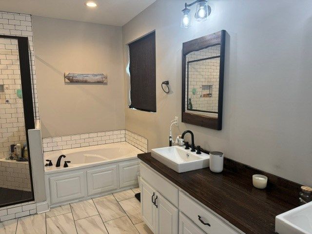 113 Cabrio Way, Headland, AL 36345
