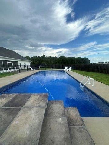 113 Cabrio Way, Headland, AL 36345