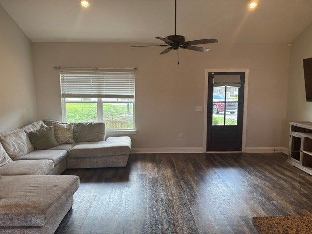 113 Cabrio Way, Headland, AL 36345