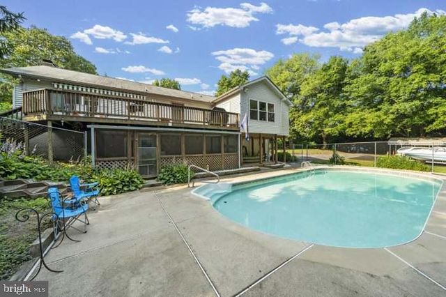 13100 CROOM RD, Upper Marlboro, MD 20772