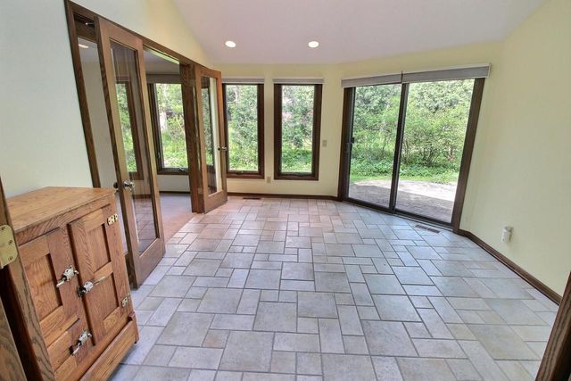 1110 Woodland Way, Madison, WI 53711