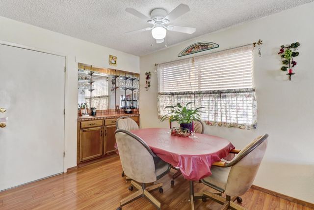 3142 Rosemont Dr, Sacramento, CA 95826