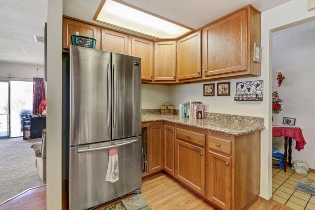 3142 Rosemont Dr, Sacramento, CA 95826
