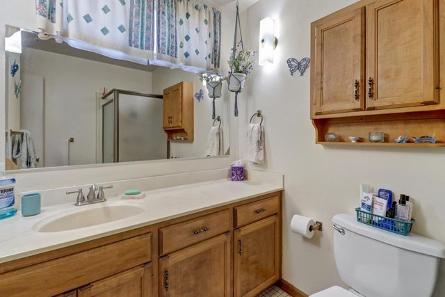 3142 Rosemont Dr, Sacramento, CA 95826