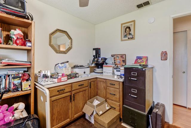 3142 Rosemont Dr, Sacramento, CA 95826